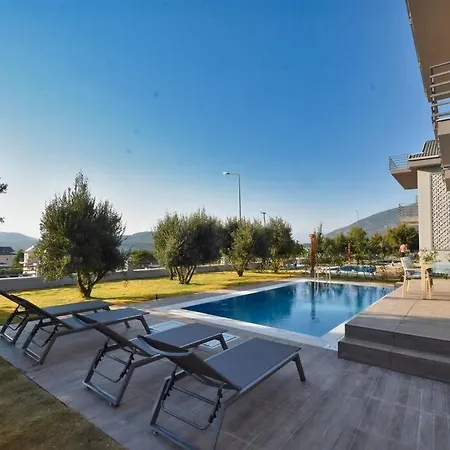 Nurten Oeluedeniz'e Yakin * Fethiye