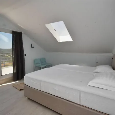 Villa Nurten Oeluedeniz'e Yakin