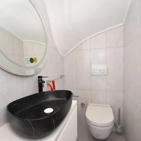 Villa Nurten Oeluedeniz'e Yakin *